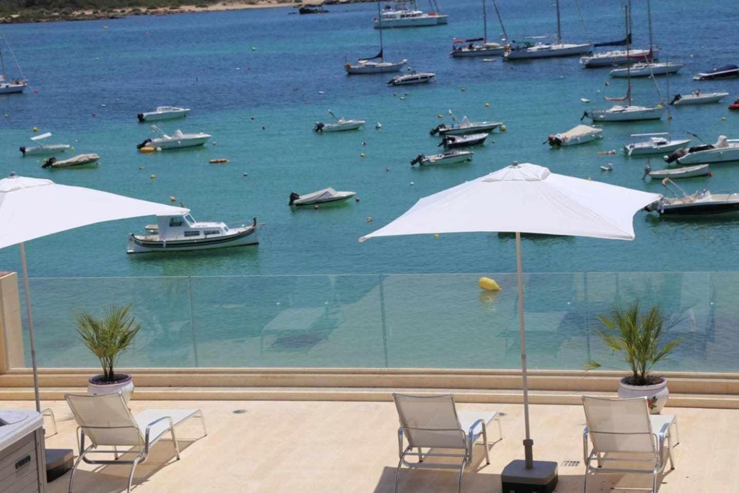 Beachfront Es Turo Apartment