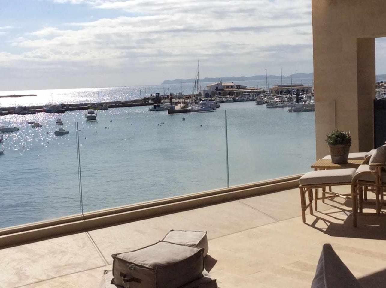 Beachfront Es Turo Appartement *